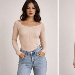 Le Lis Beige White Ribbed Knit Long Sleeve Bodysuit